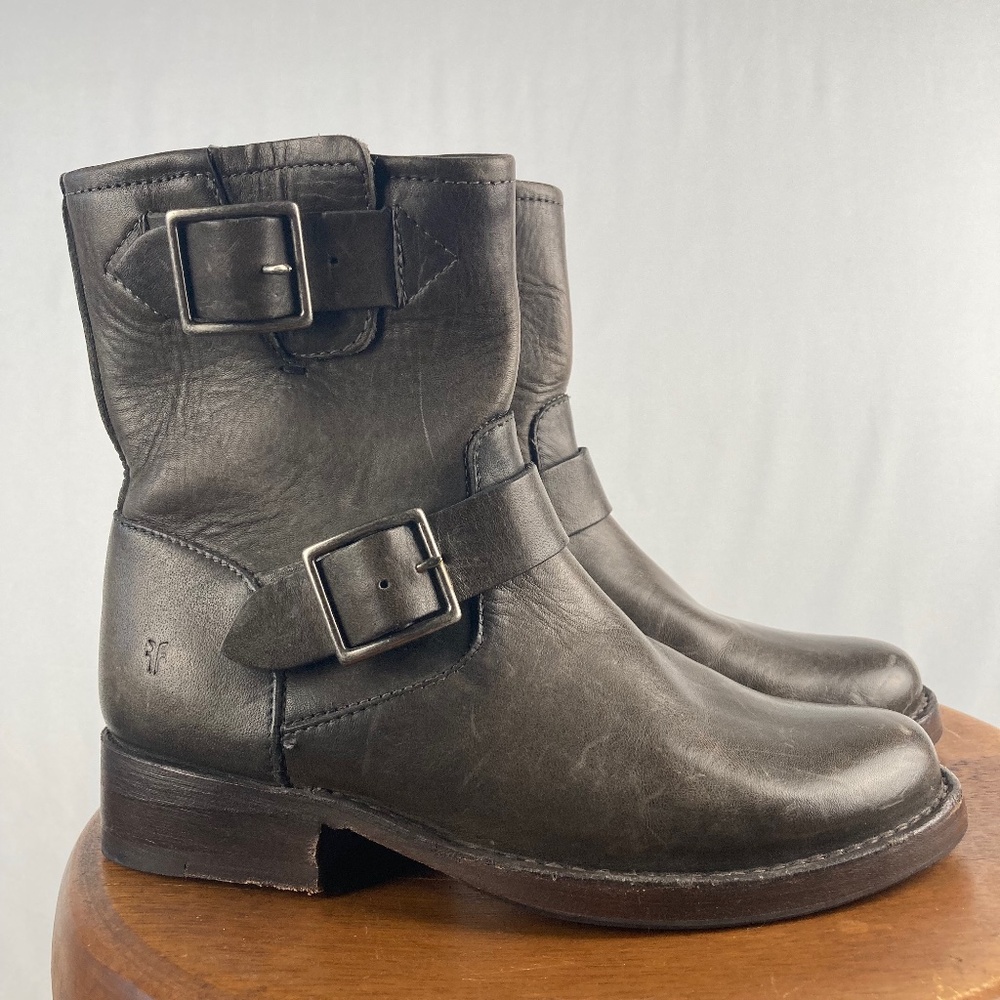 Frye Vicky Gray Leather Side Zip Engineer Moto Boots Buckle Womens 5.5 B
